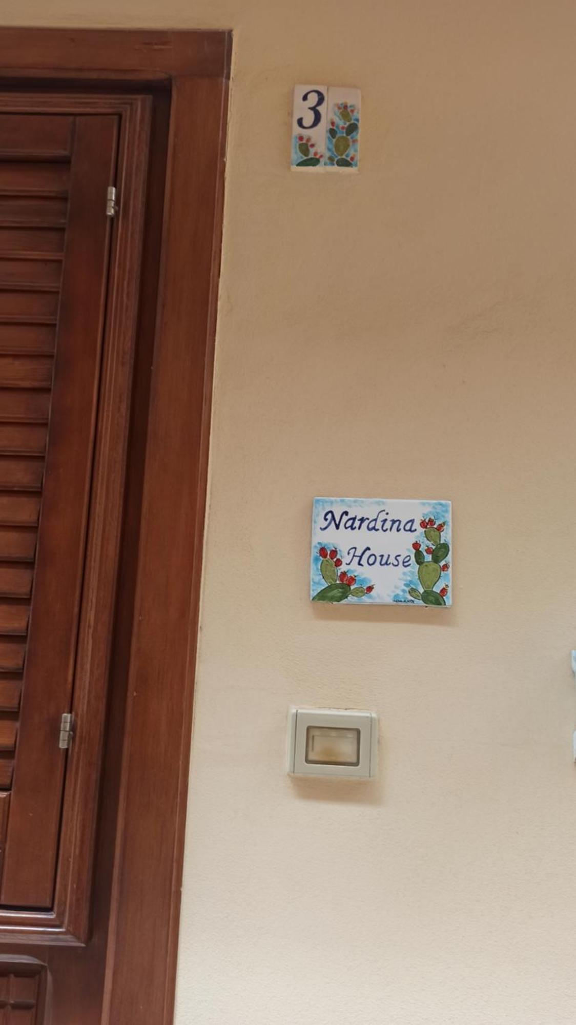 カステッランマーレ・デル・ゴルフォNardina Houseアパートメント エクステリア 写真